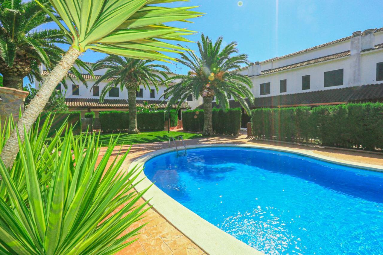 Calderon De La Barca - Only Families Villa Cambrils Buitenkant foto