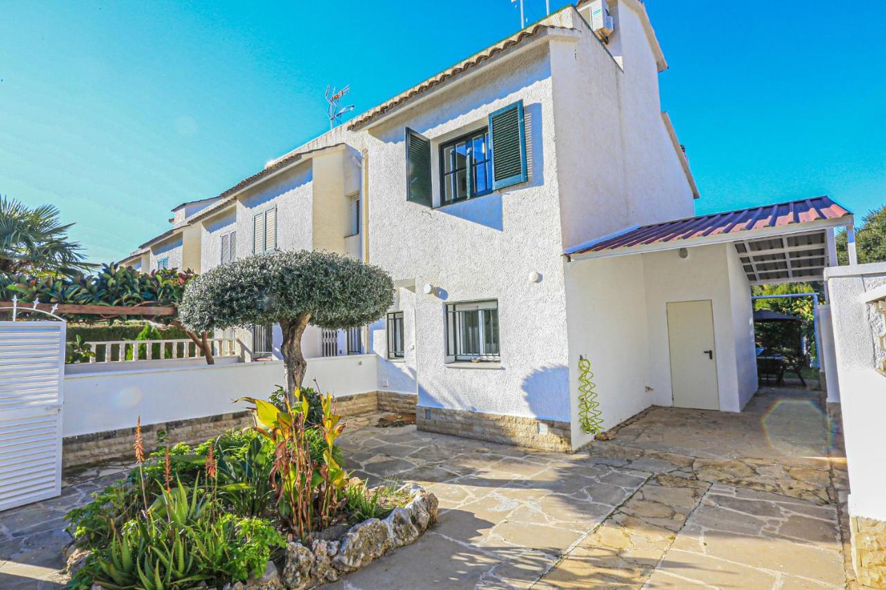 Calderon De La Barca - Only Families Villa Cambrils Buitenkant foto