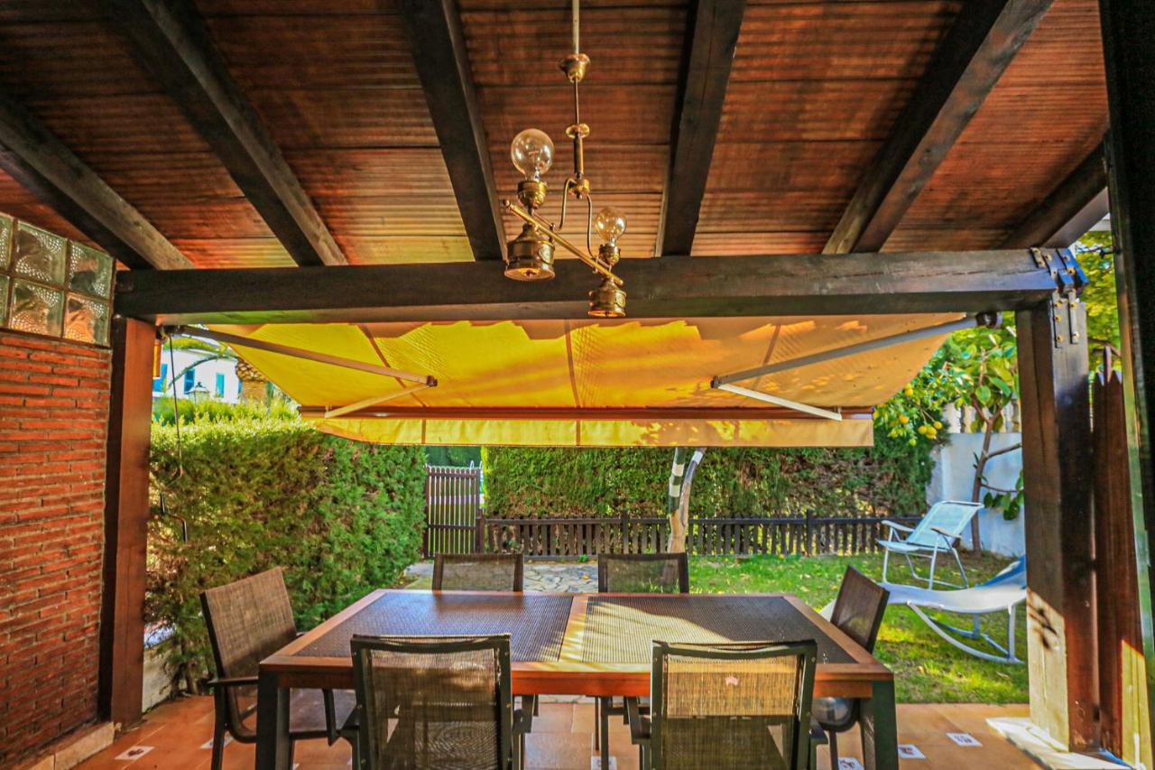 Calderon De La Barca - Only Families Villa Cambrils Buitenkant foto
