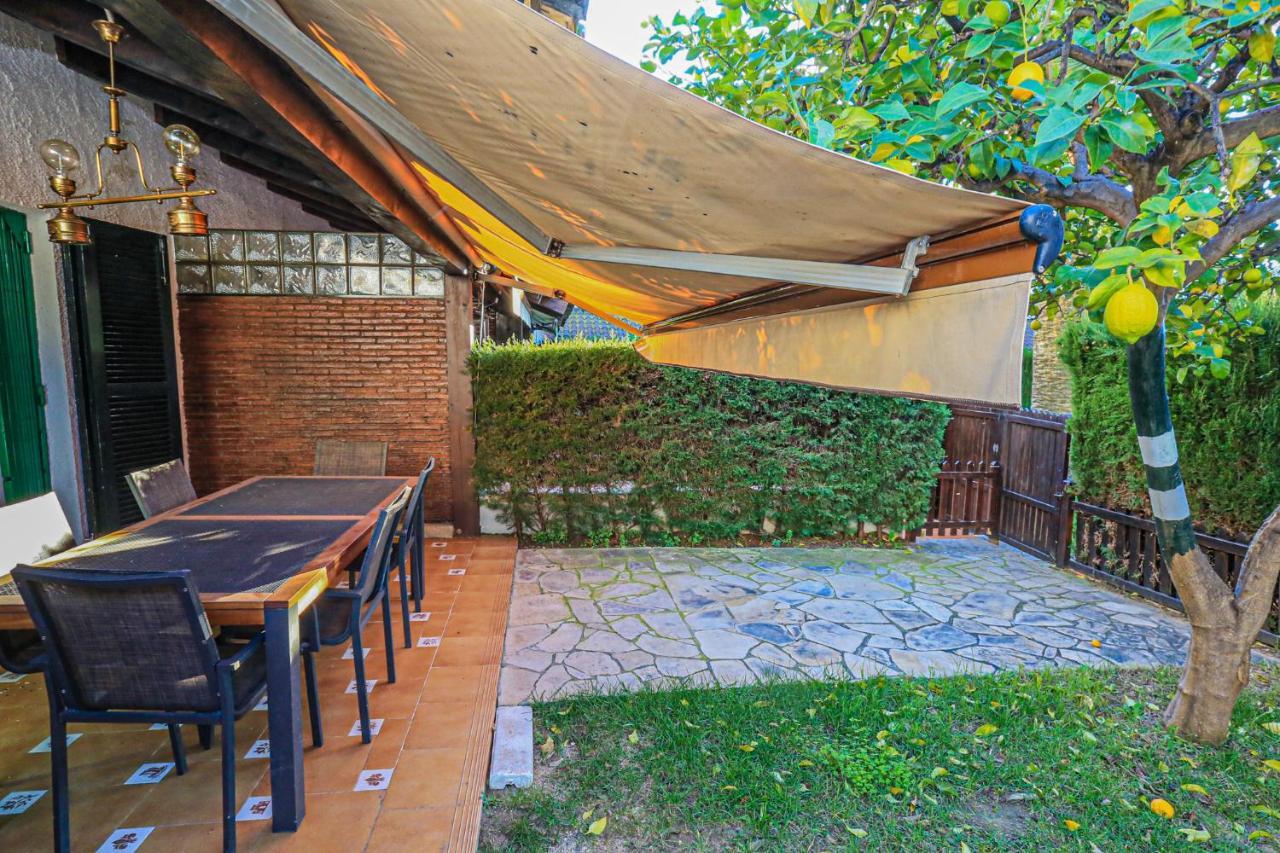Calderon De La Barca - Only Families Villa Cambrils Buitenkant foto
