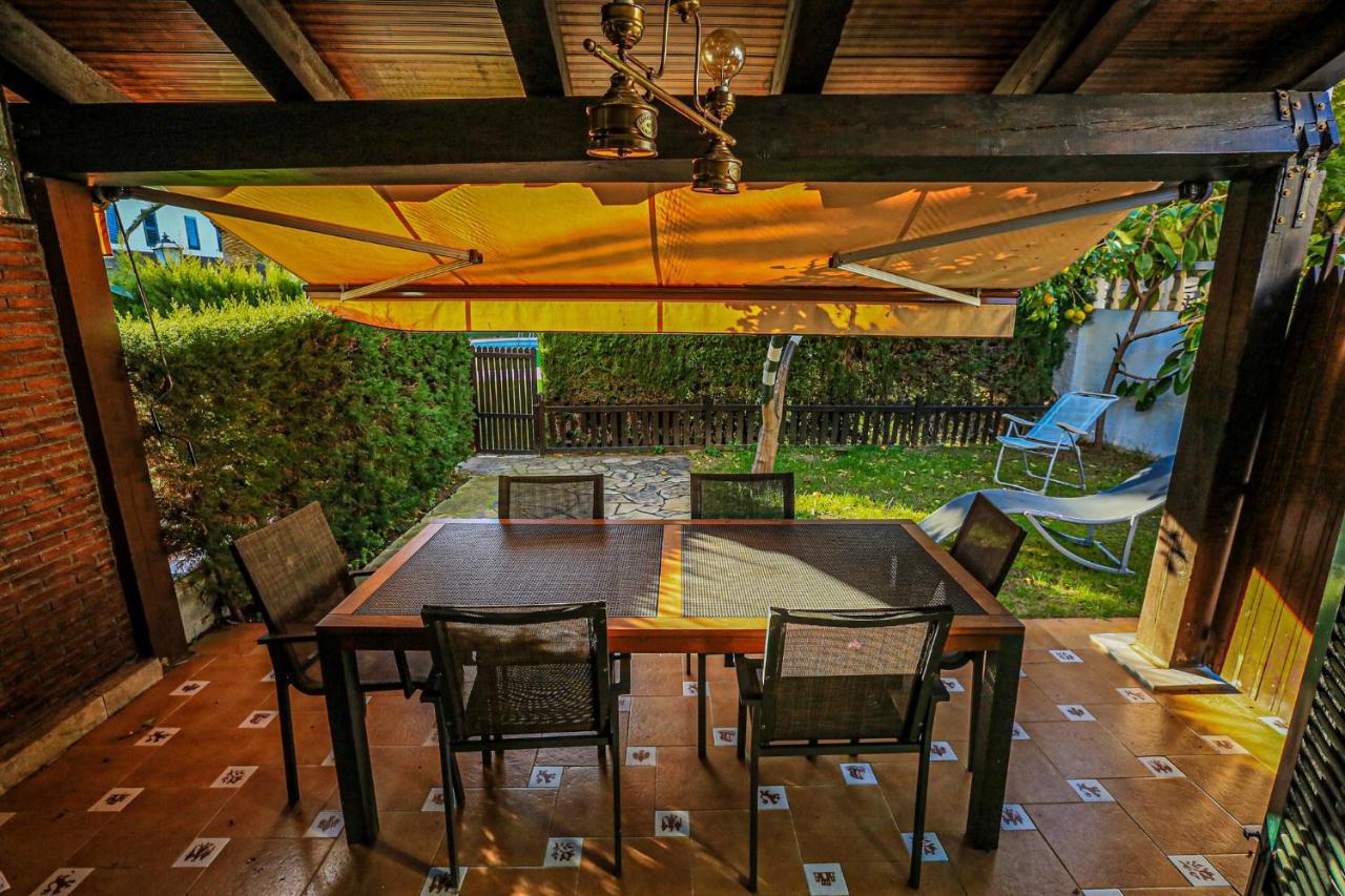 Calderon De La Barca - Only Families Villa Cambrils Buitenkant foto