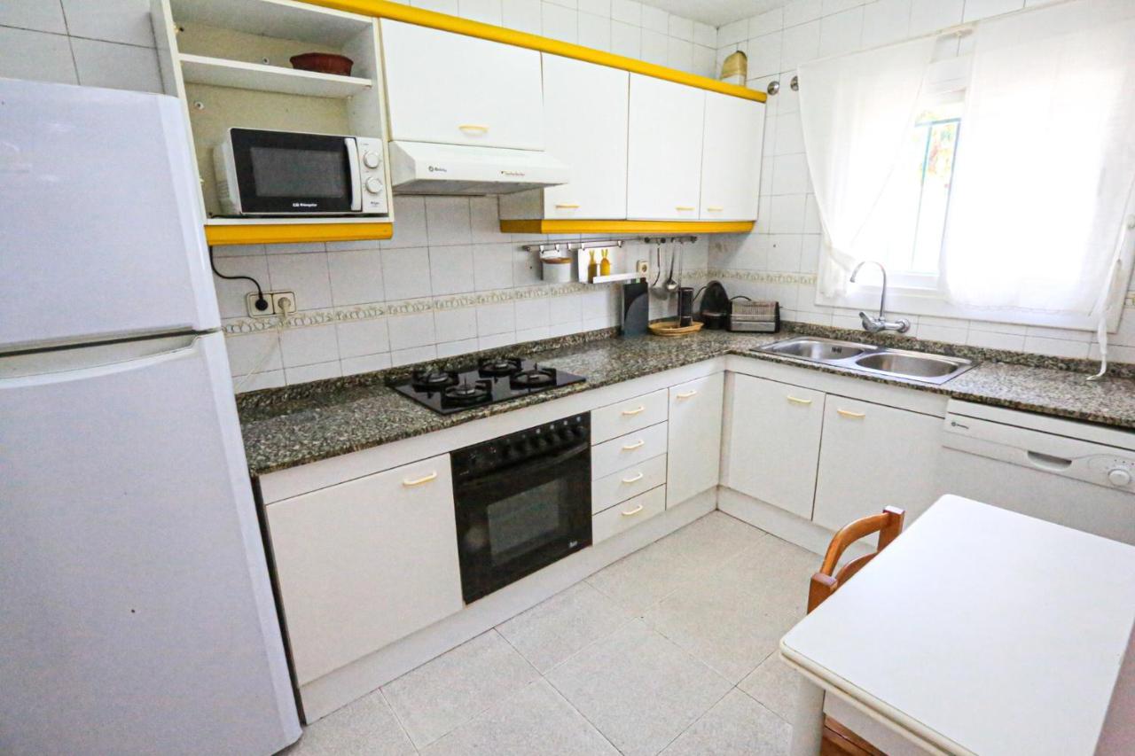 Calderon De La Barca - Only Families Villa Cambrils Buitenkant foto